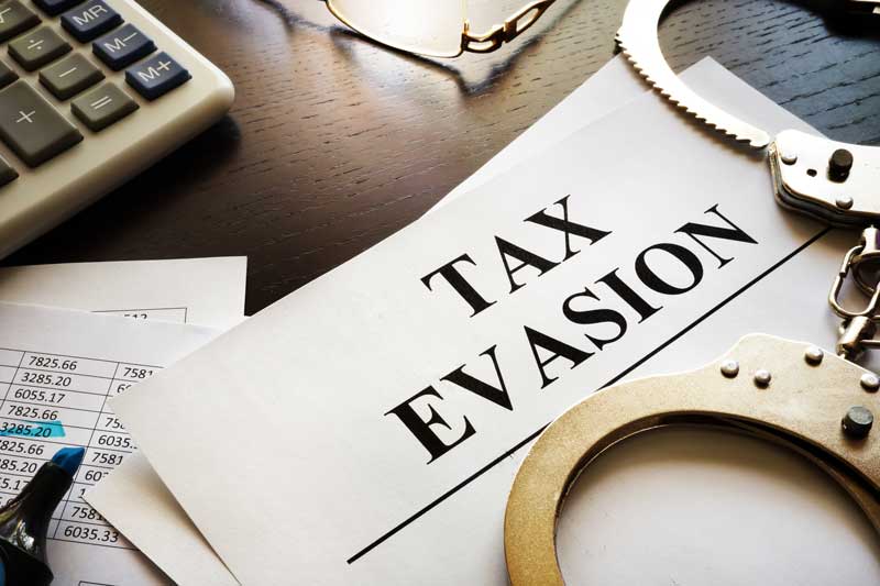 2 Ways the IRS Catches Tax Evaders